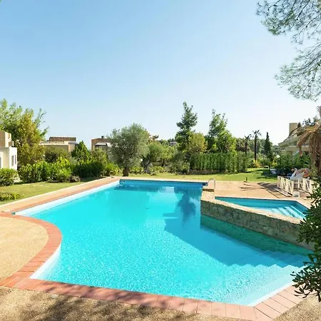 Olivia Sani With Shared Pool Villa